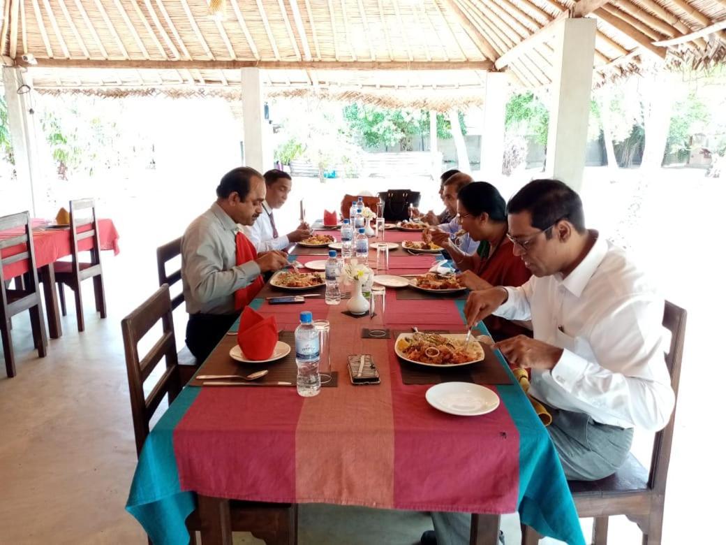 Cocodance Kitesurfing Resort Kalpitiya Buitenkant foto