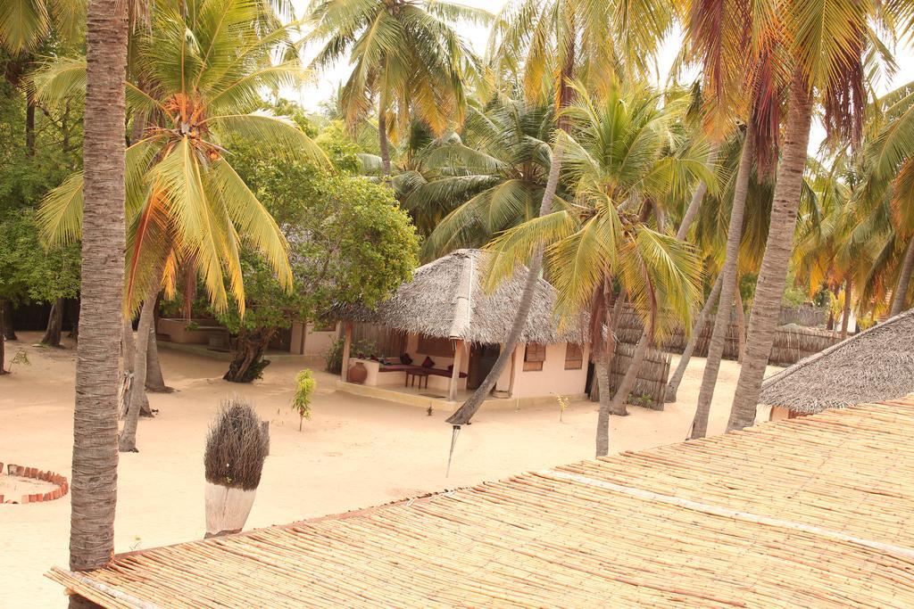 Cocodance Kitesurfing Resort Kalpitiya Buitenkant foto