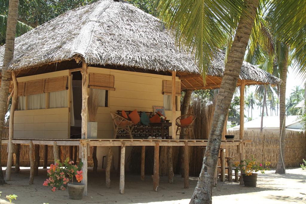 Cocodance Kitesurfing Resort Kalpitiya Buitenkant foto
