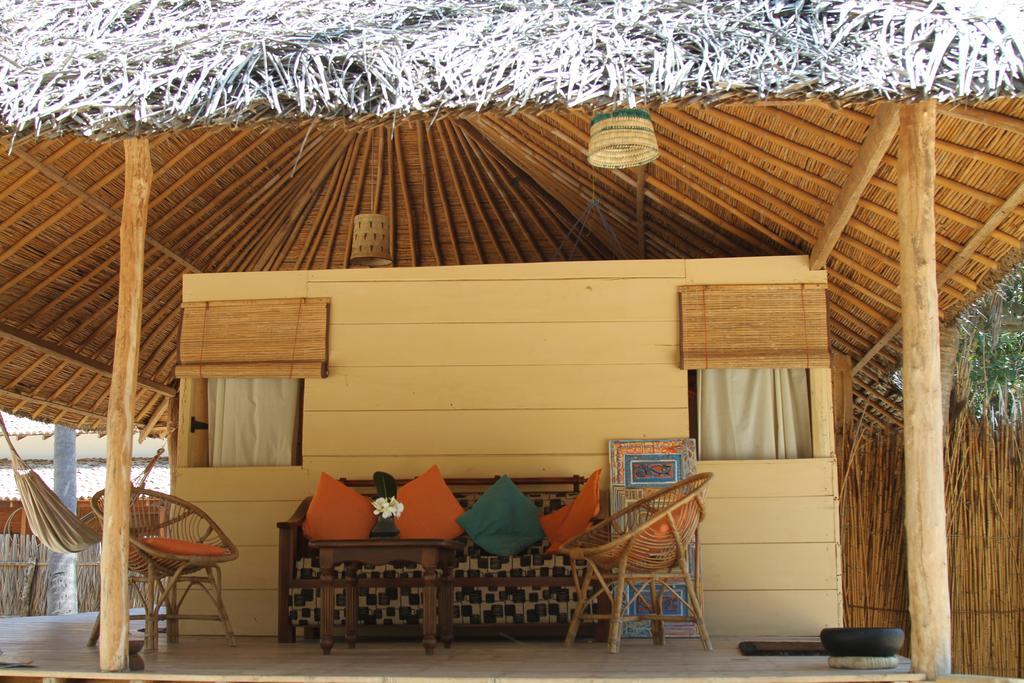 Cocodance Kitesurfing Resort Kalpitiya Buitenkant foto