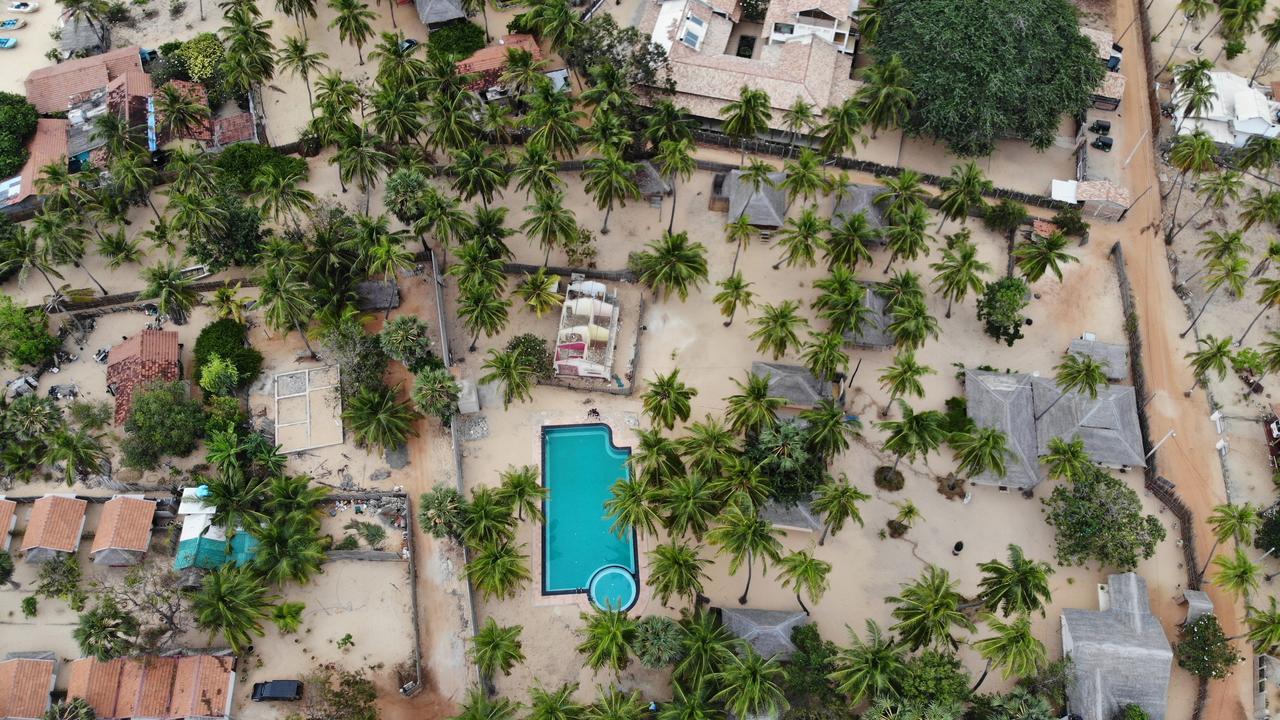 Cocodance Kitesurfing Resort Kalpitiya Buitenkant foto